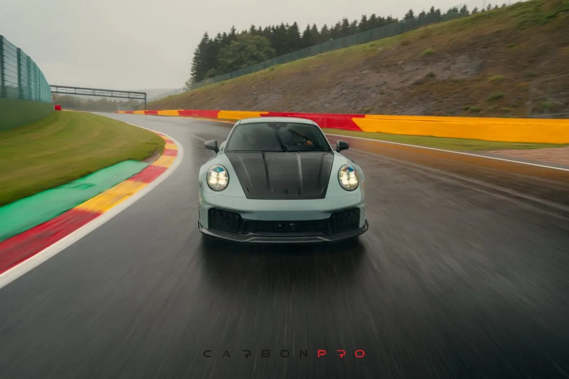 992.2 Carrera Carbon Lower Aerokit