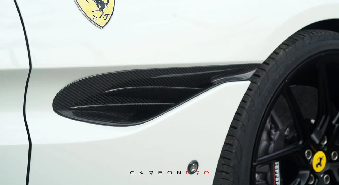Air-inlet front fender