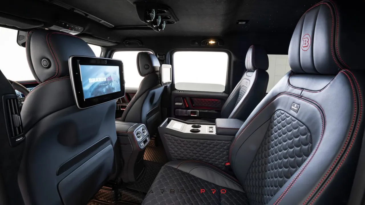 Bucket seat system with middle console