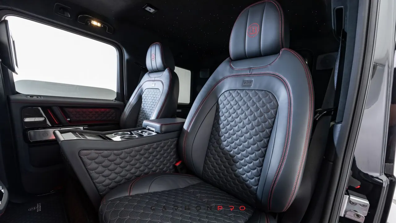 Bucket seat system with middle console