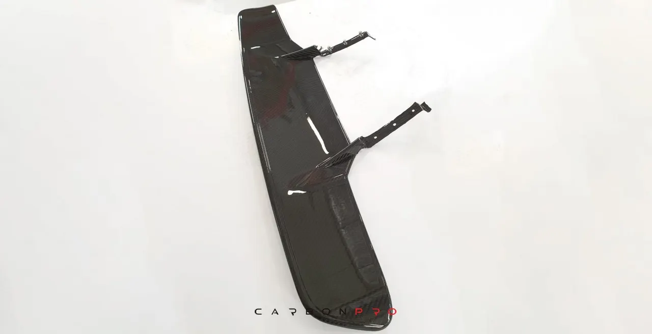 Carbon central diffuser