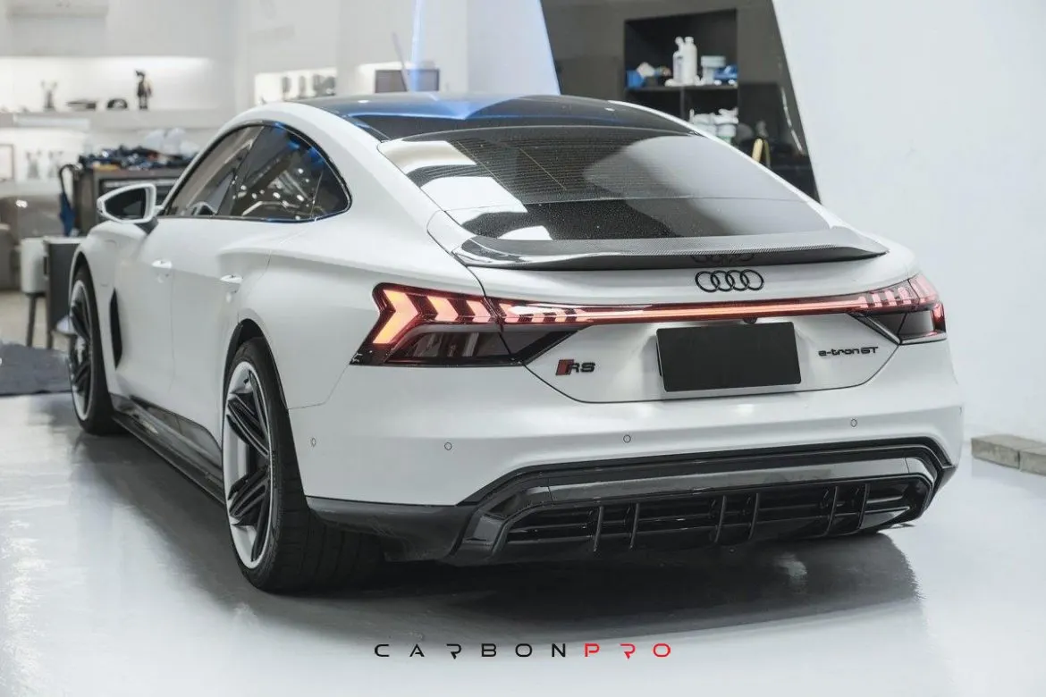 Carbon Fiber REAR SPOILER