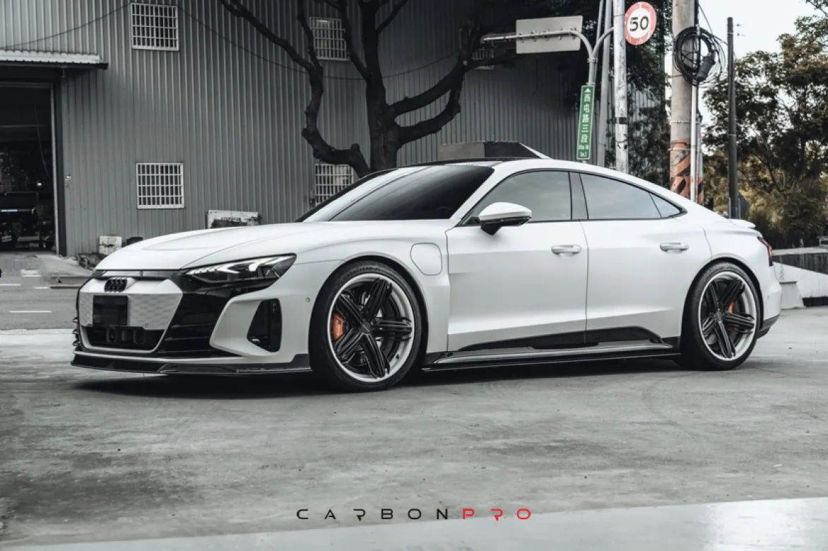 Carbon Fiber SIDE SKIRTS