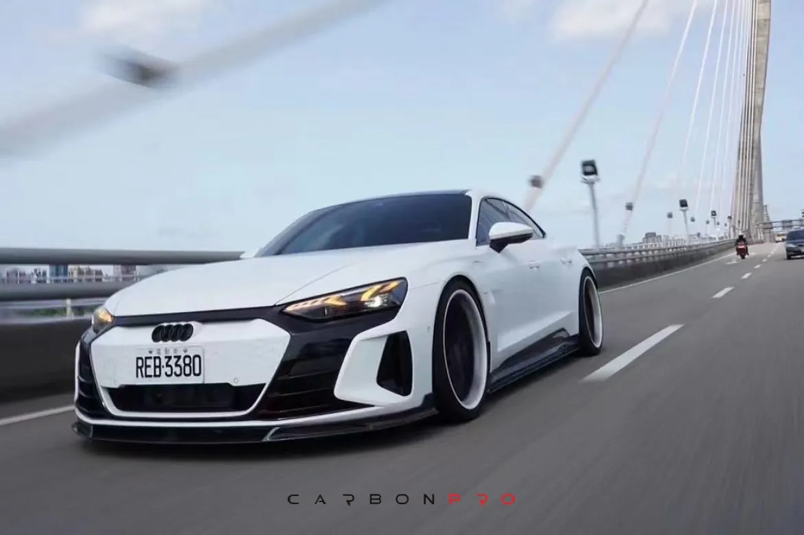 Carbon Fiber SIDE SKIRTS