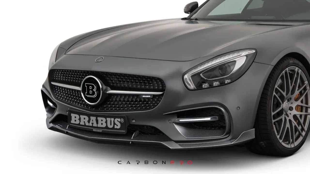 Carbon front spoiler lip