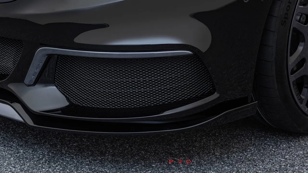 Carbon front spoiler lip