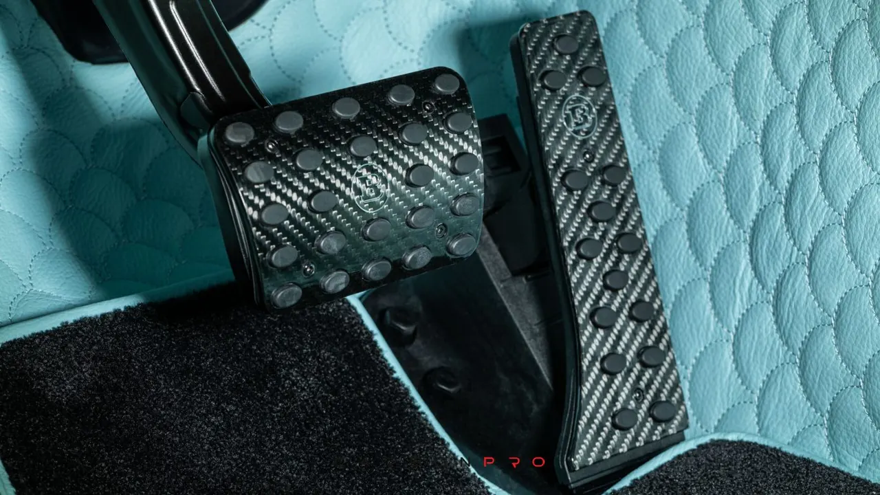 Carbon pedal pads