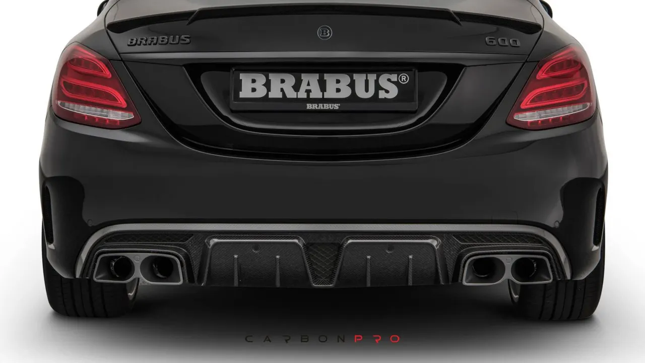 Carbon rear diffuser