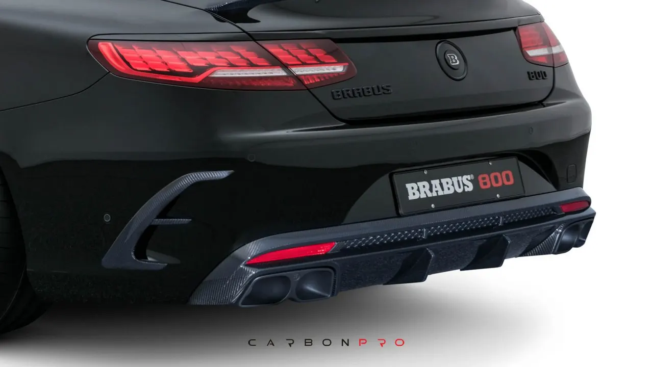 Carbon rear diffuser