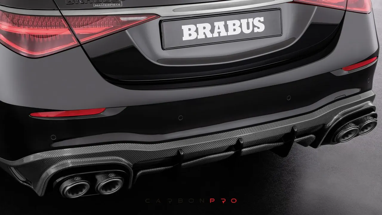 Carbon rear diffuser