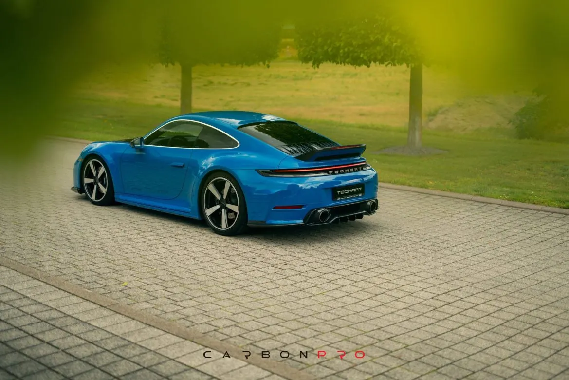 Carbon Rear Diffuser incl. Carbon Aero Wings for 992.2 Carrera / GTS from MY2025