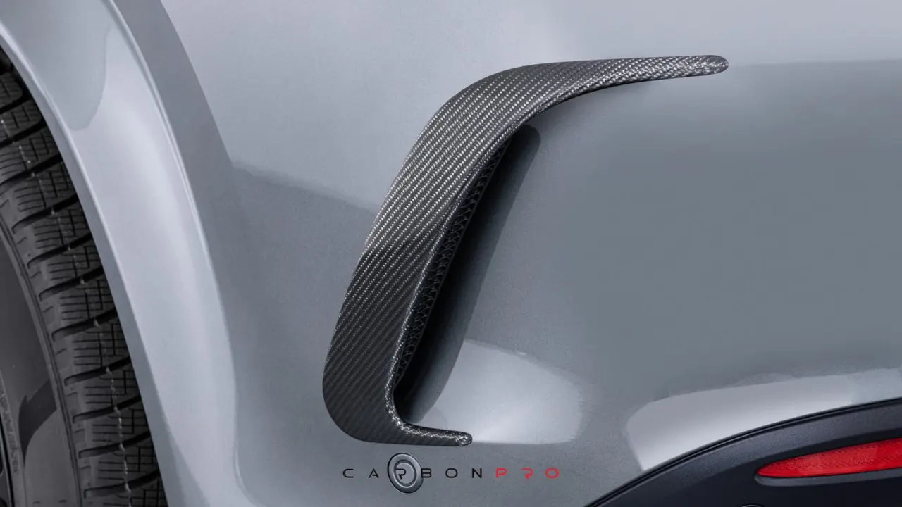Carbon rear fascia attachments