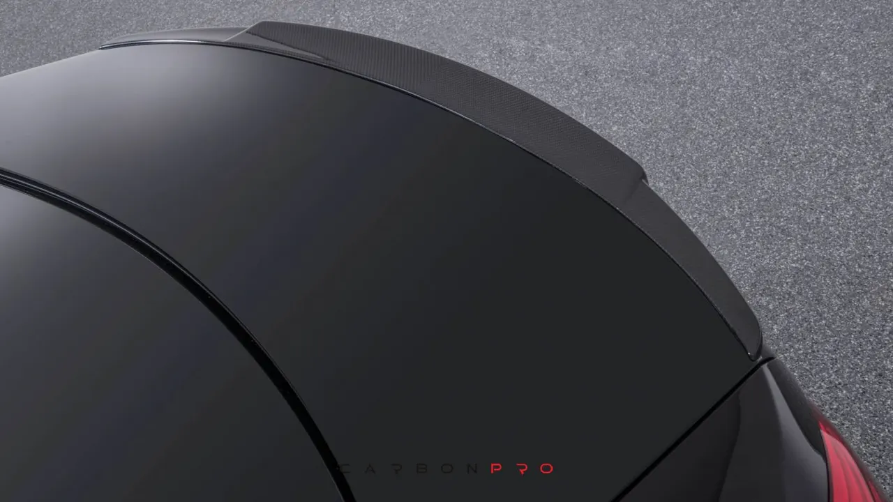 Carbon rear spoiler