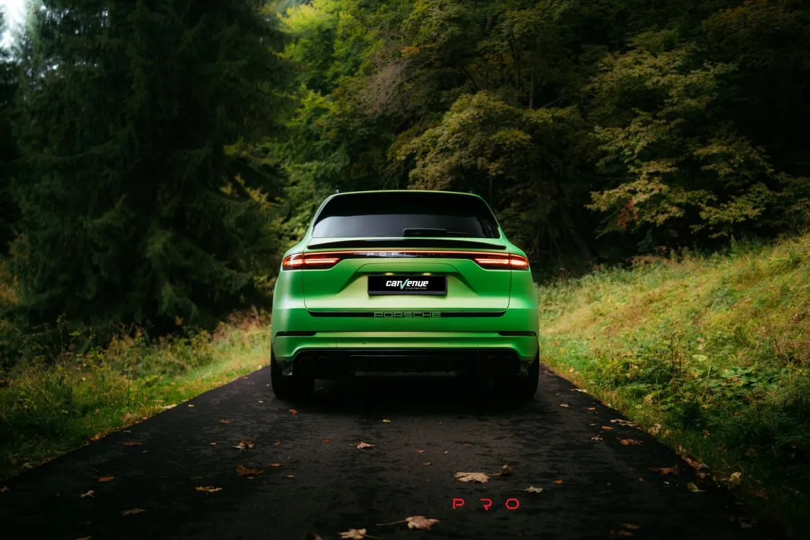 Carbon Rear Spoiler for 9YB (E3)