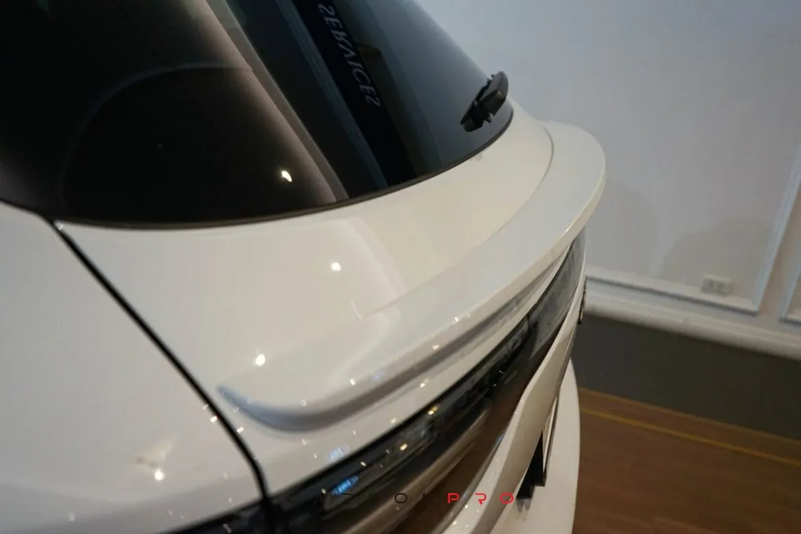 Carbon Rear Spoiler for 9YB (E3)