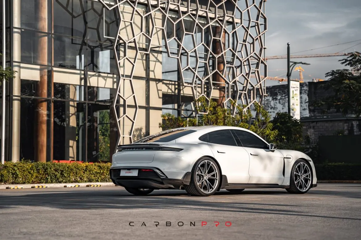 Carbon Rear Spoiler I