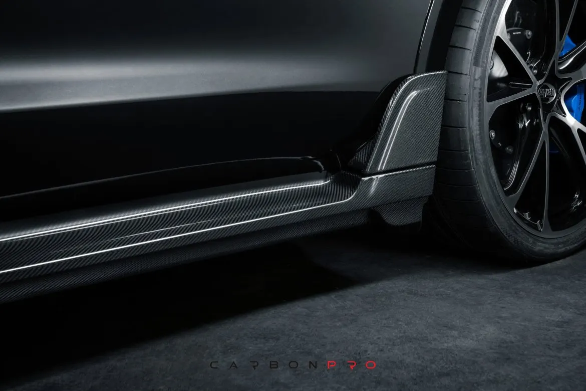 Carbon Side Skirts