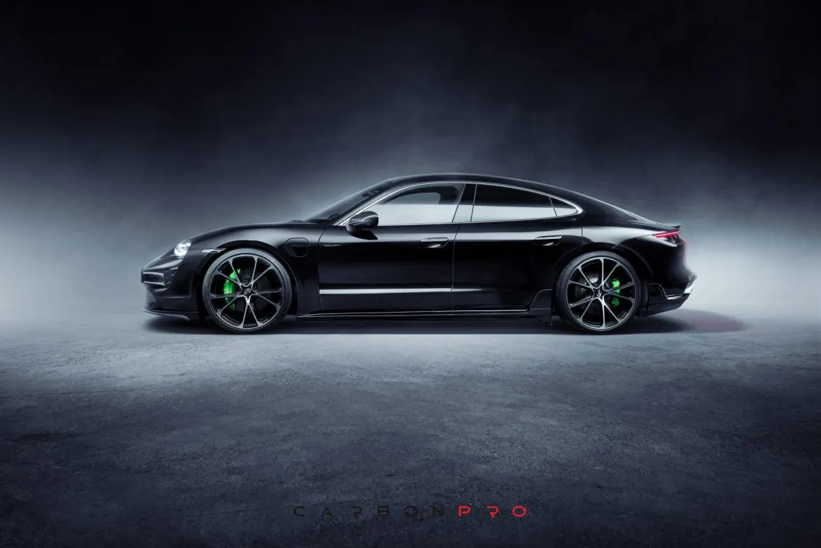 Carbon Side Skirts