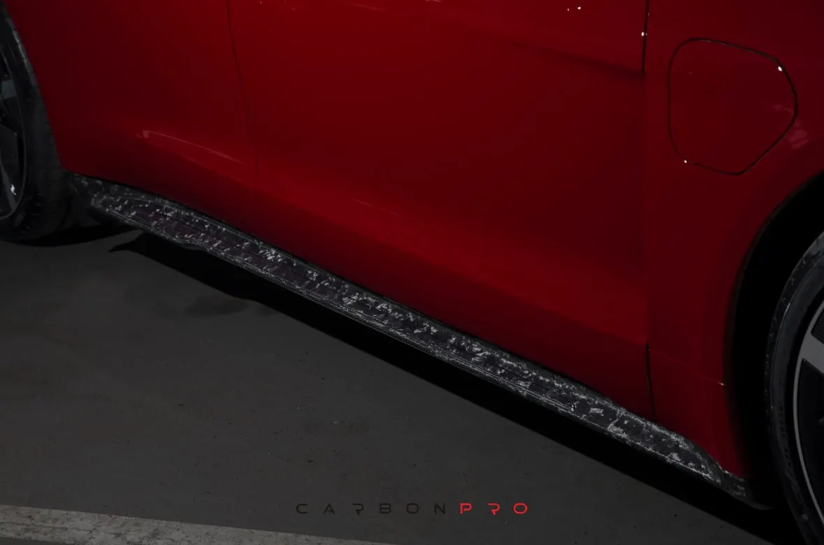 Carbon Side Skirts