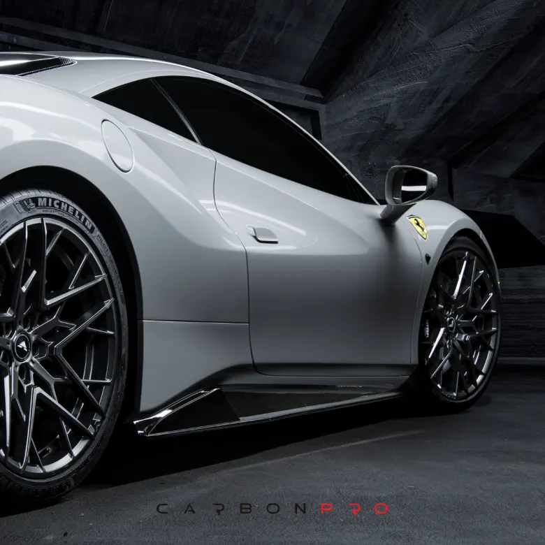 Carbon side skirts Ferrari 488 Diavolo