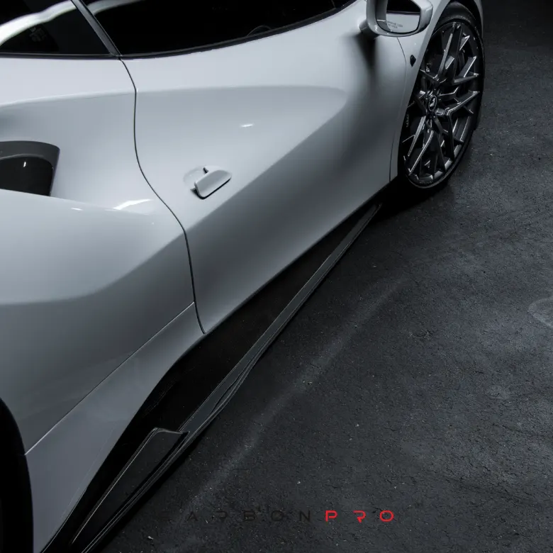 Carbon side skirts Ferrari 488 Diavolo