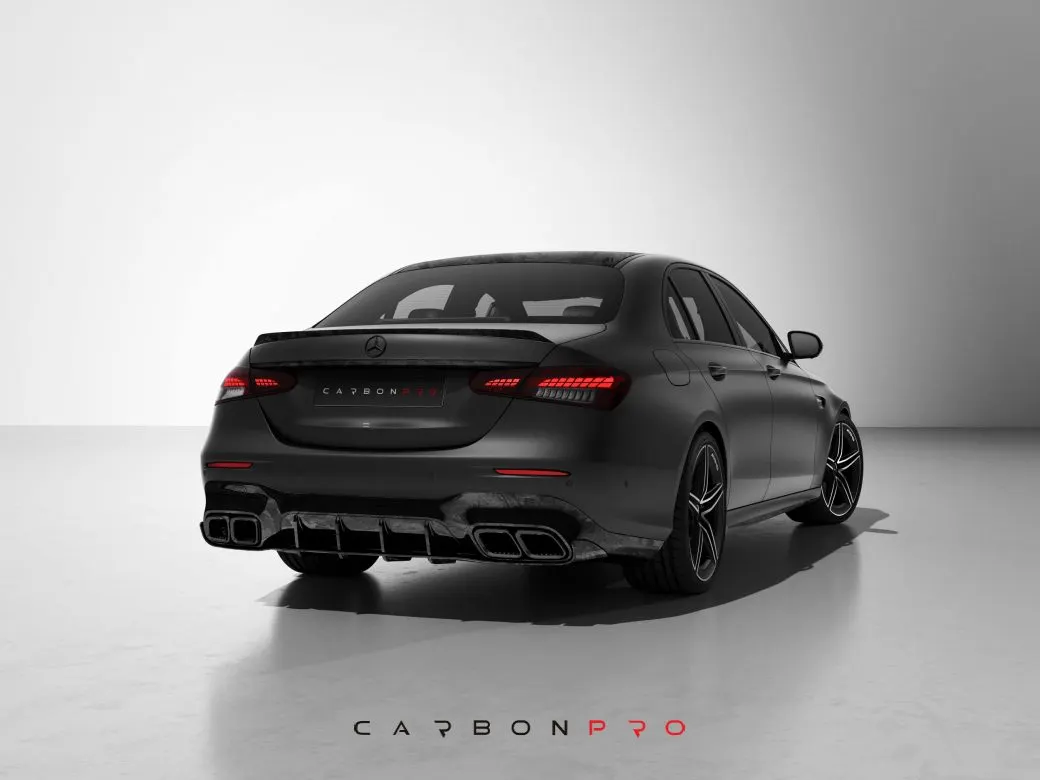Carbon trunk spoiler