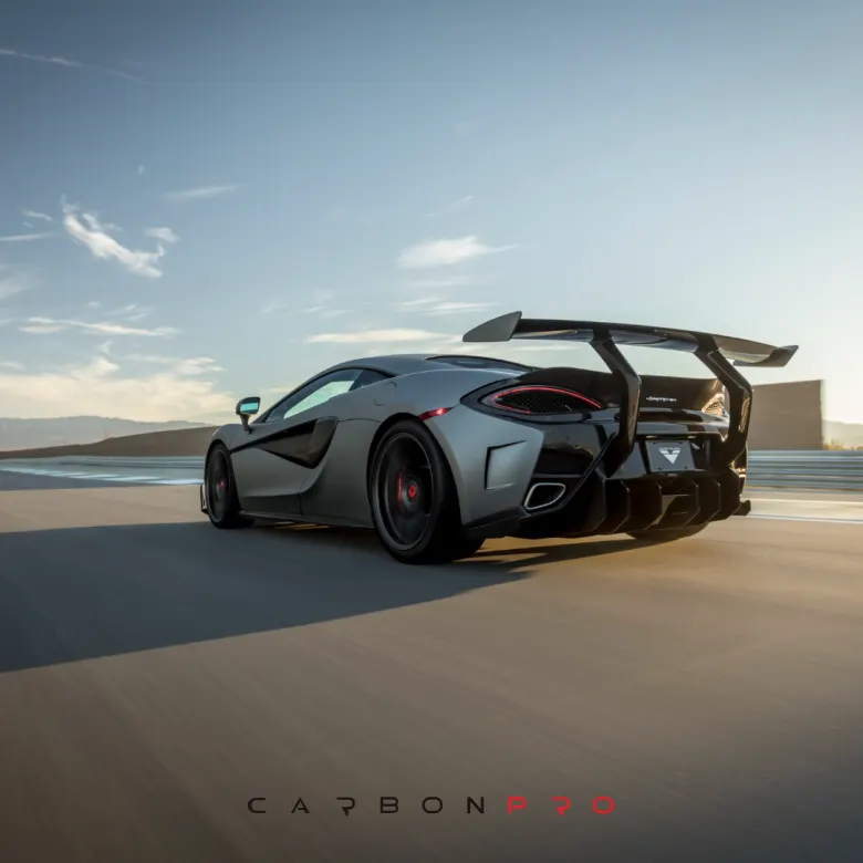 Carbon wing McLaren 570S VX Aero with carbon mounts