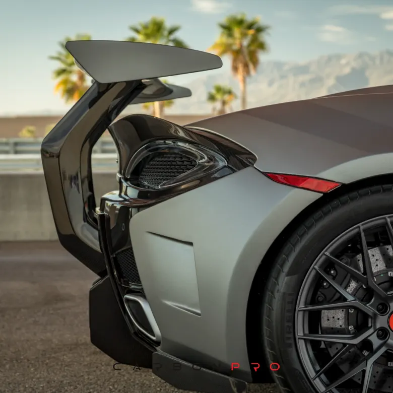 Carbon wing McLaren 570S VX Aero with carbon mounts