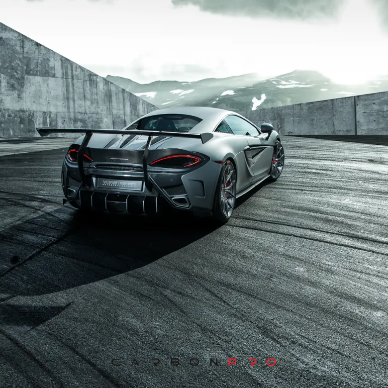 Carbon wing McLaren 570S VX Aero with carbon mounts