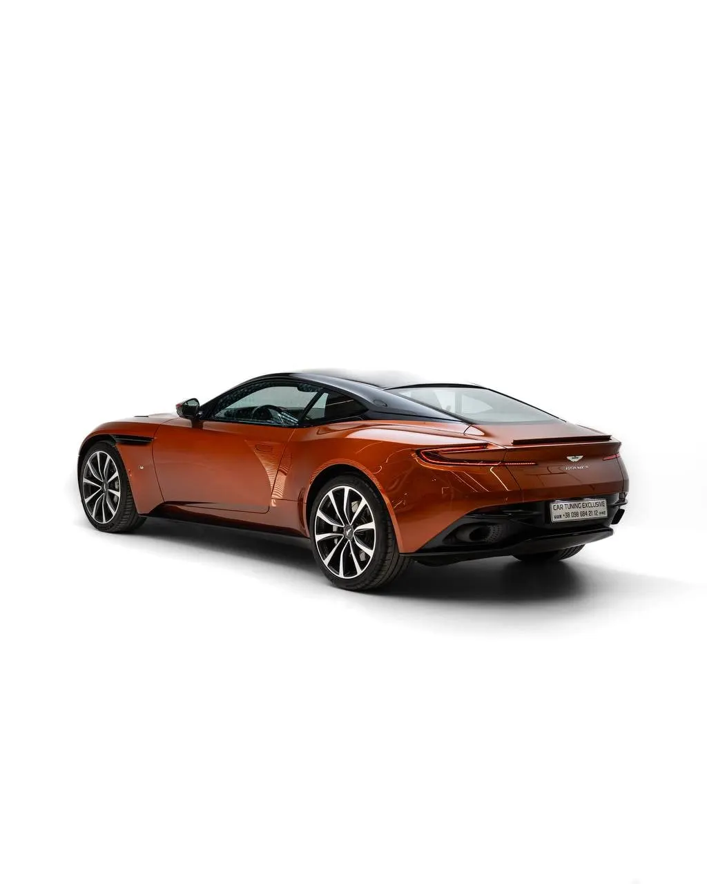 Aston Martin DB11 V12