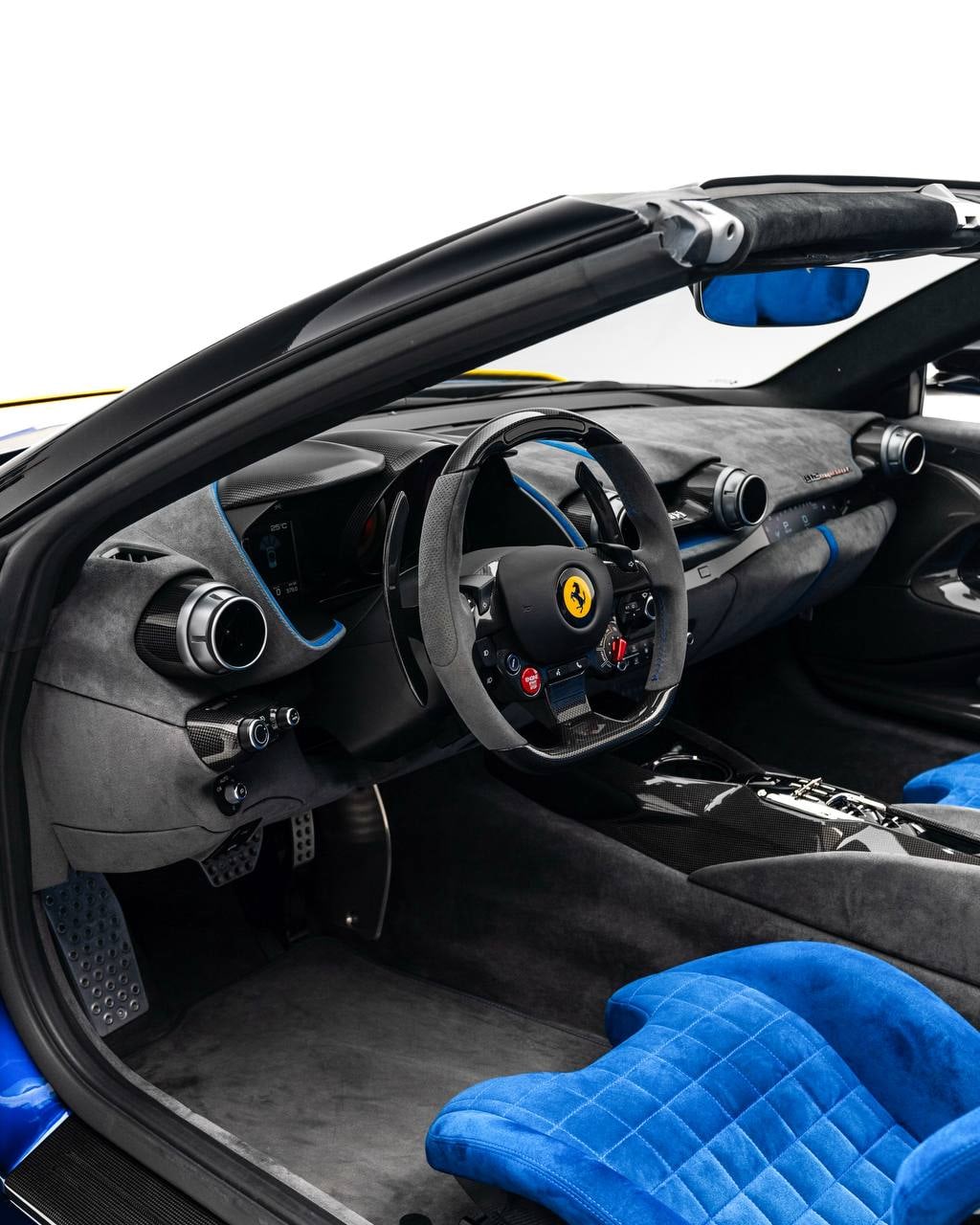 Ferrari 812 Competizione A