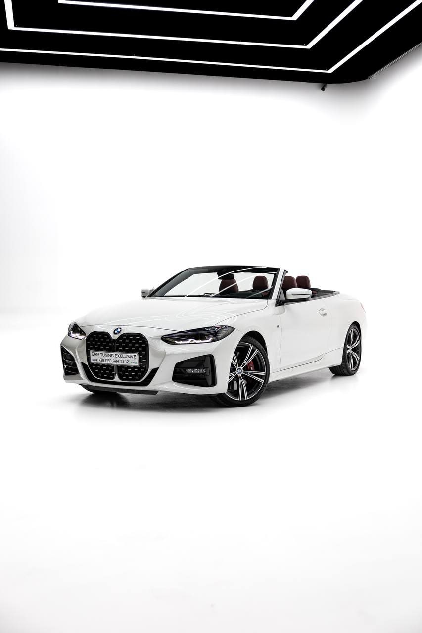 BMW 4 Series Convertible — White / Burgundy