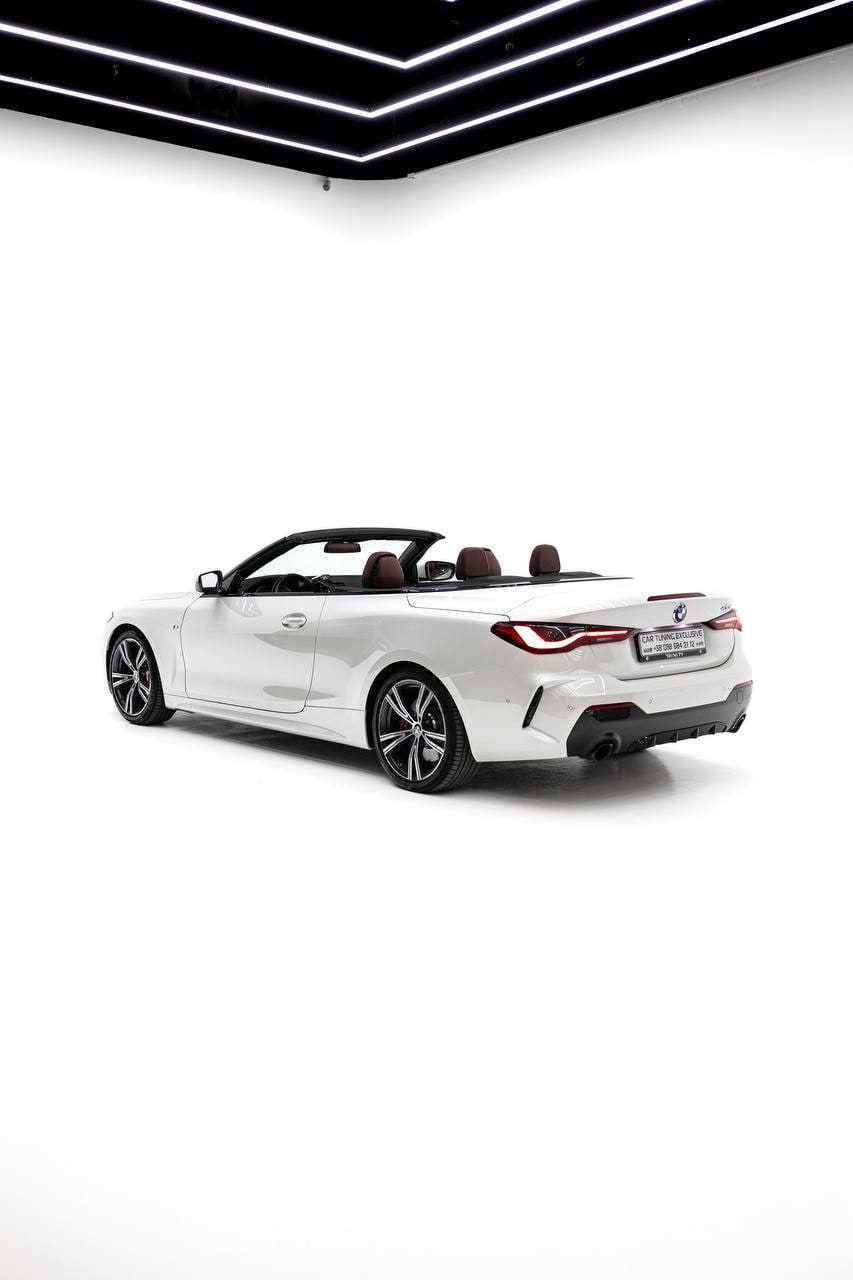 BMW 4 Series Convertible — White / Burgundy
