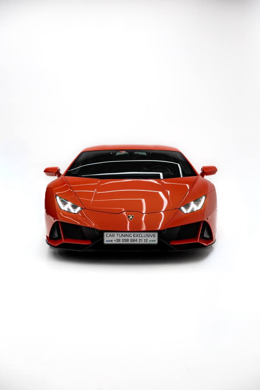 Lamborghini Huracan — Orange