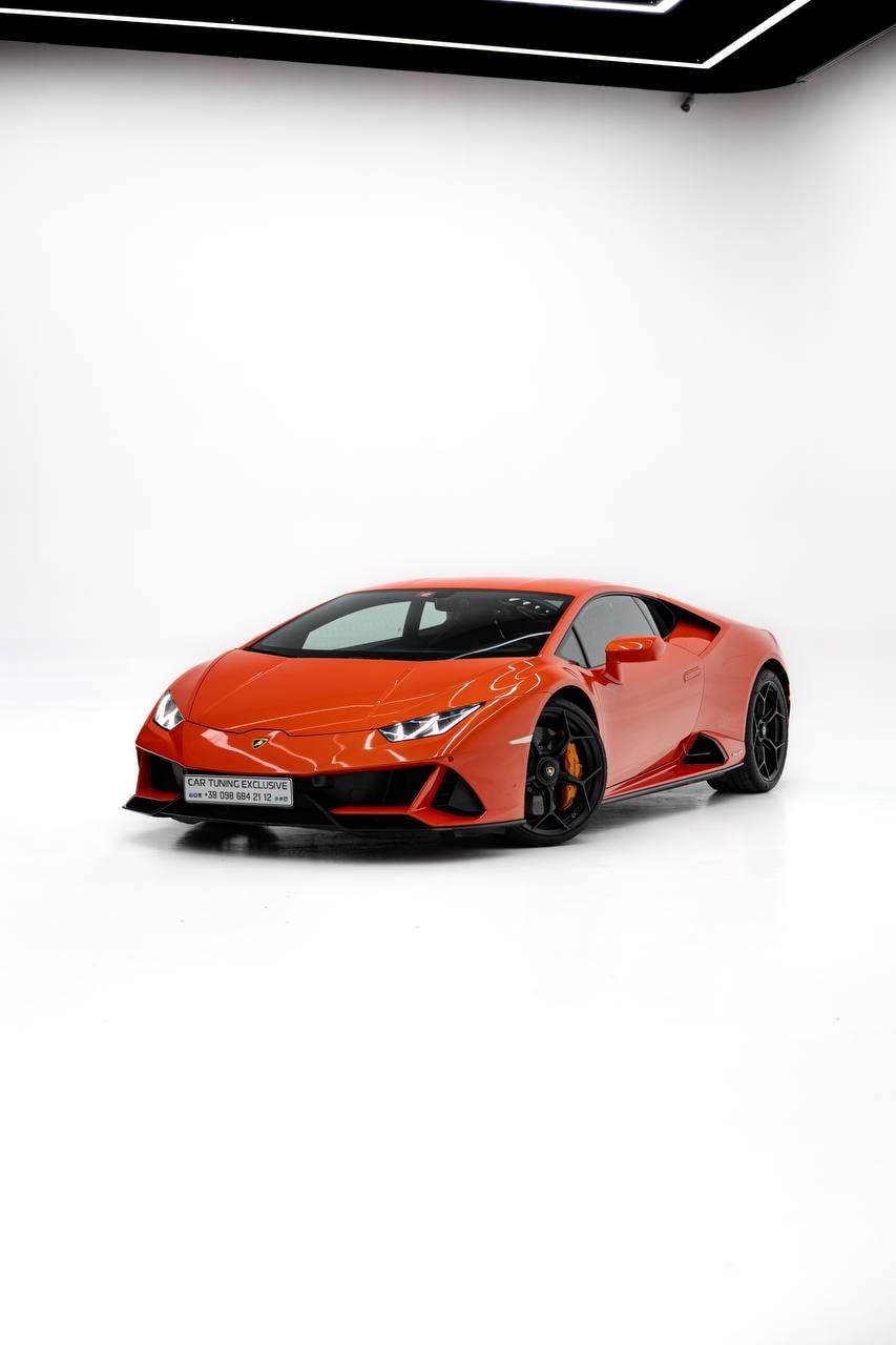 Lamborghini Huracan — Orange
