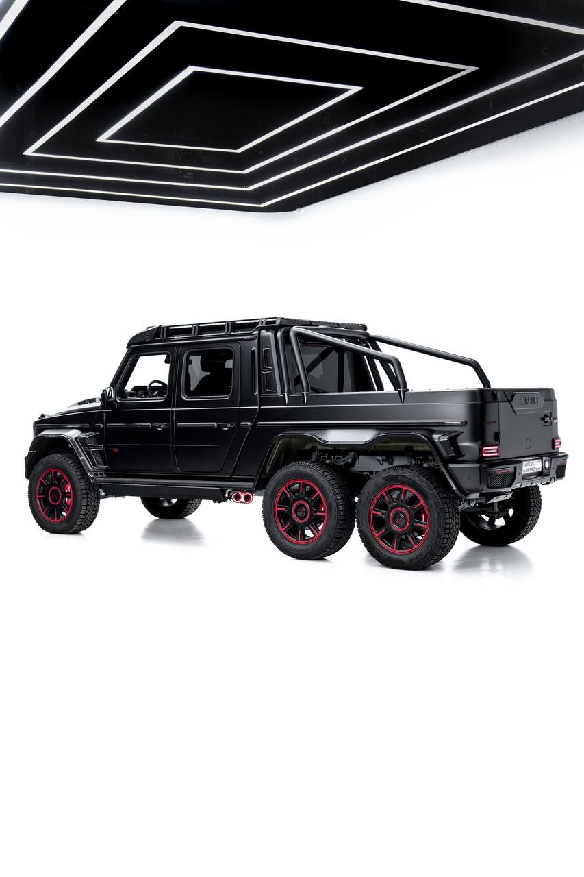 Mercedes-Benz G-Class 6x6 — Black / Red