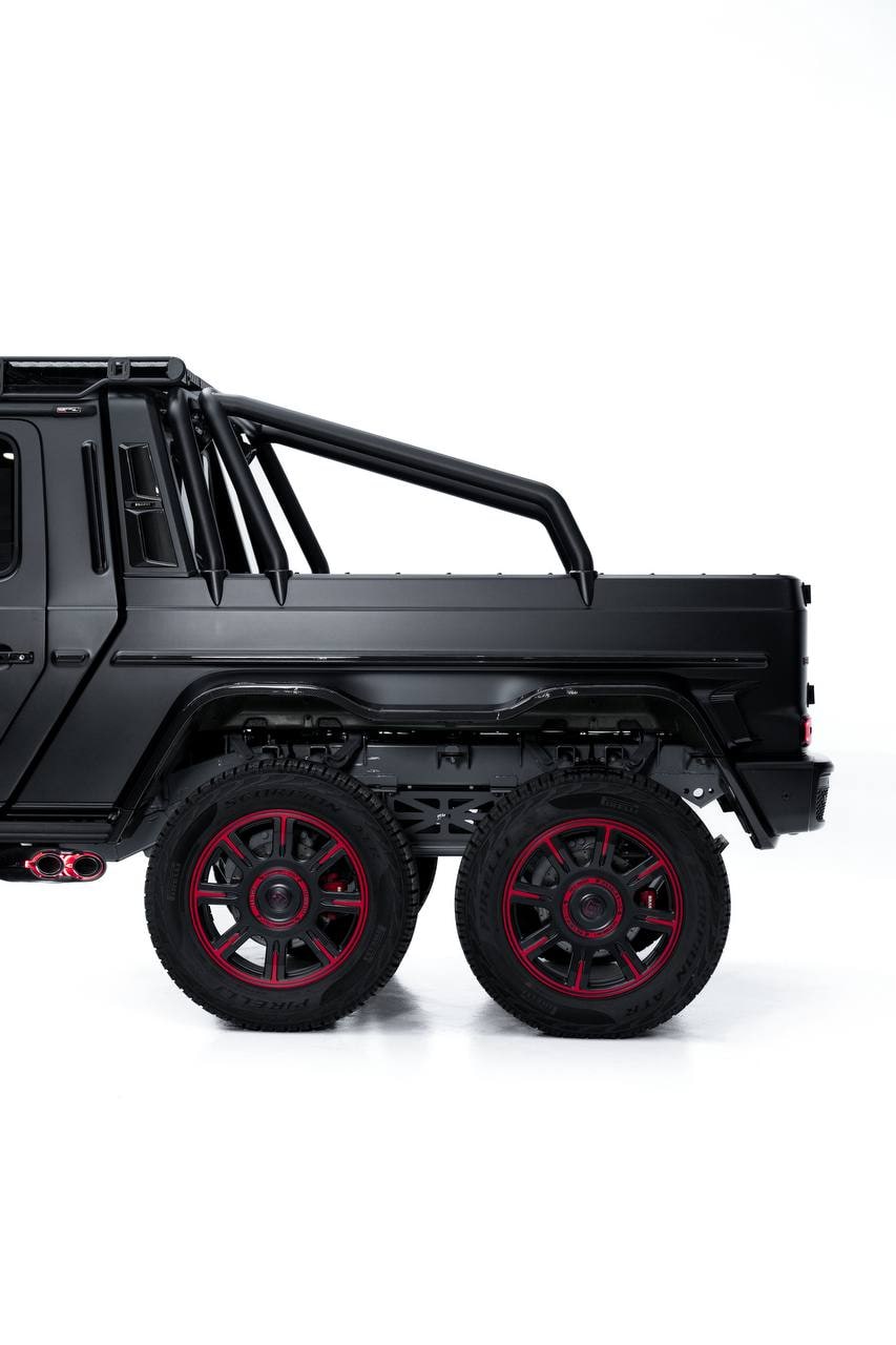 Mercedes-Benz G-Class 6x6 — Black / Red