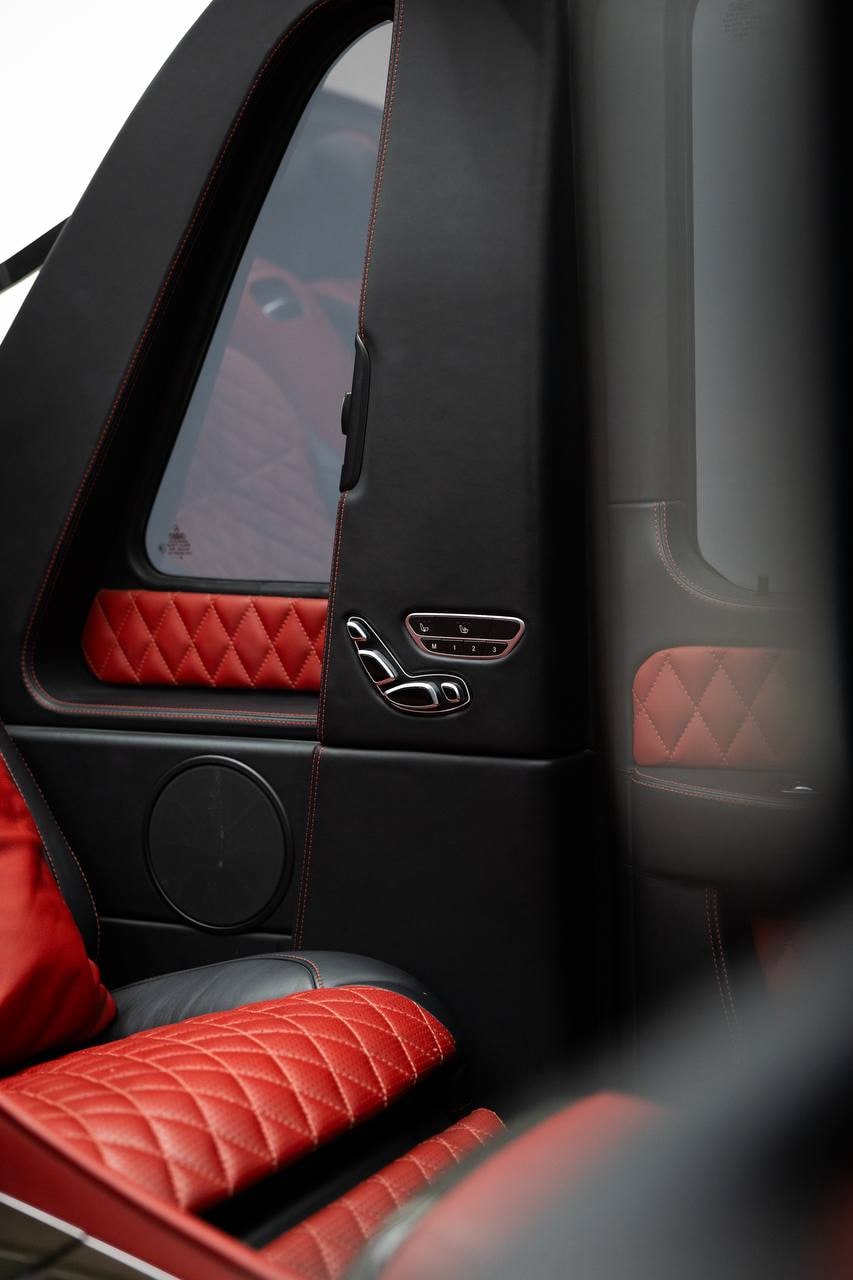 Mercedes-Benz G-Class BRABUS — White / Red