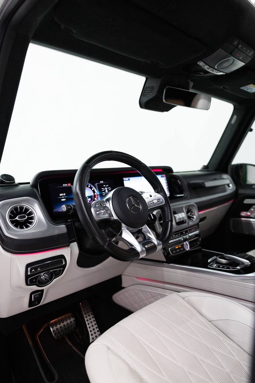 Mercedes-Benz G-Class BRABUS — White / White