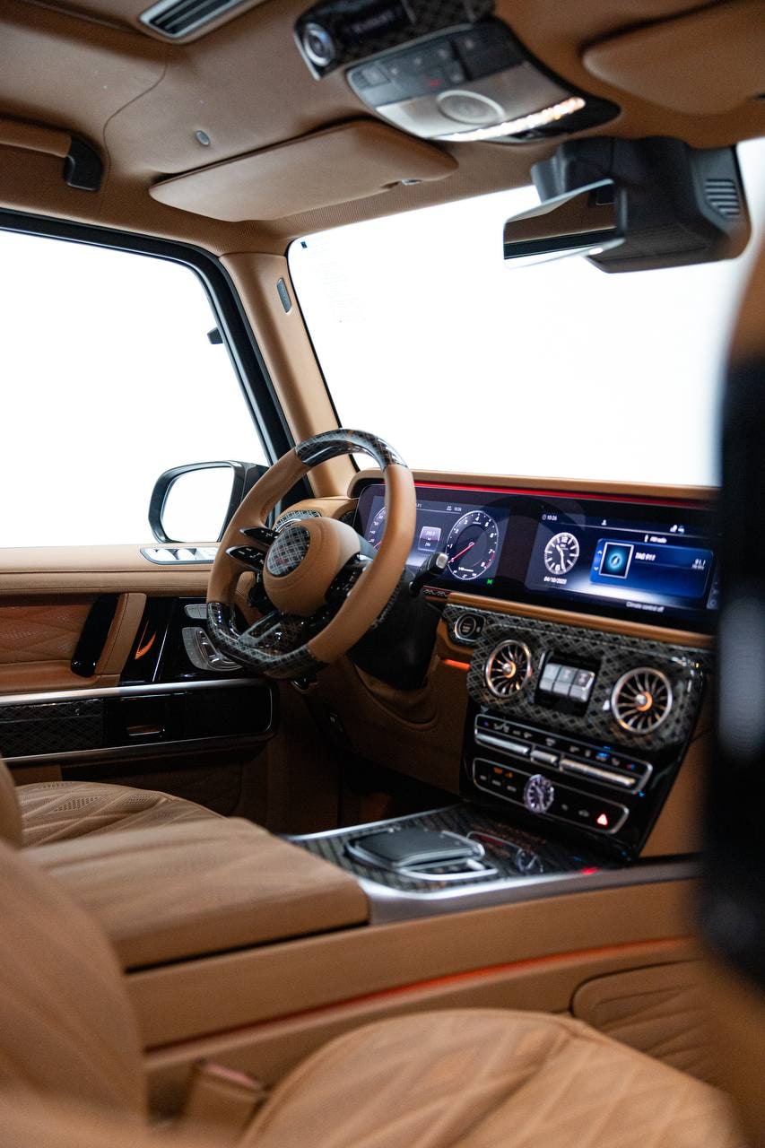 Mercedes-Benz G-Class MANSORY Open-Top Rear Lounge