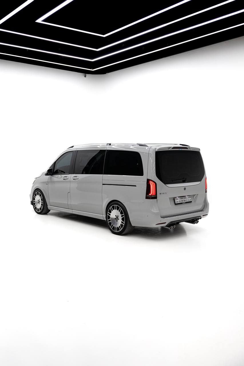Mercedes-Benz V-Class Luxury Lounge