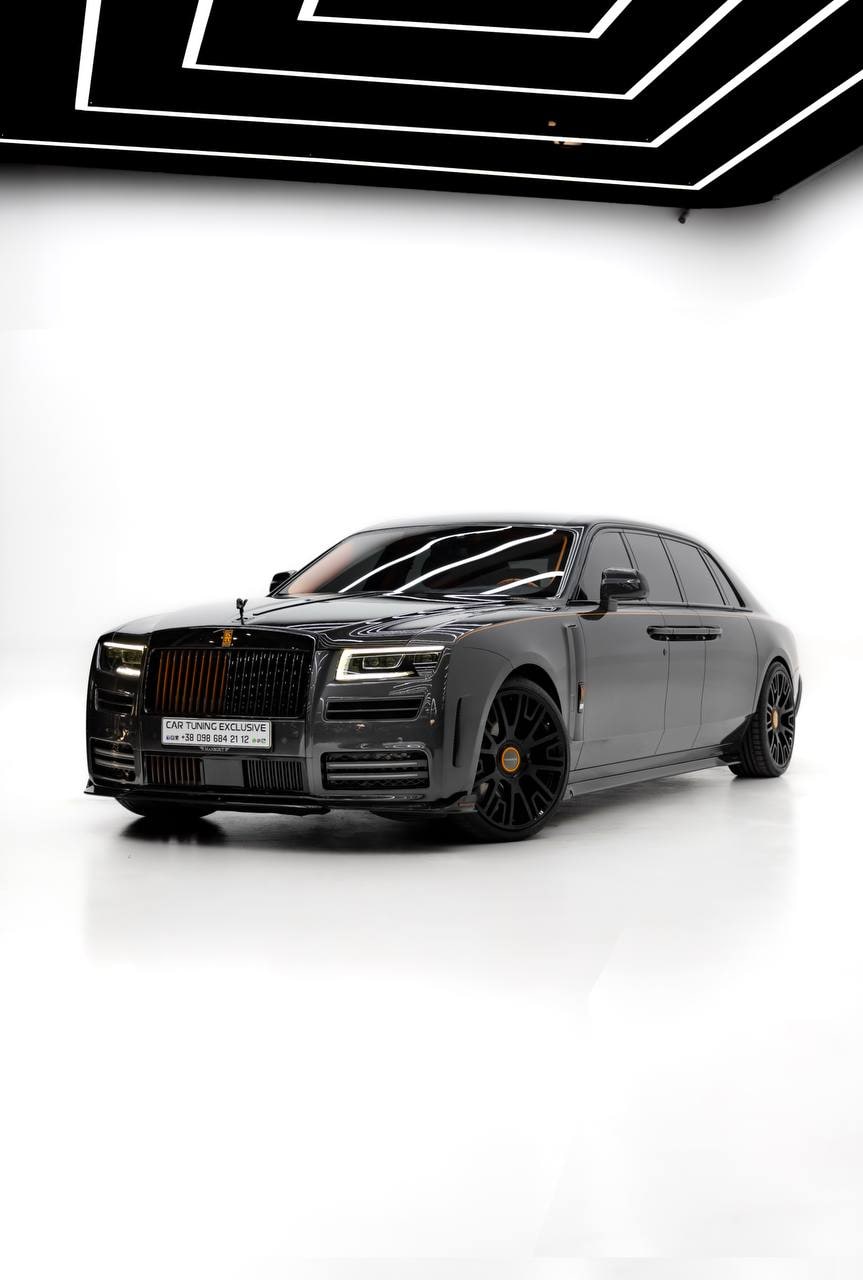 Rolls-Royce Phantom — Black / Orange
