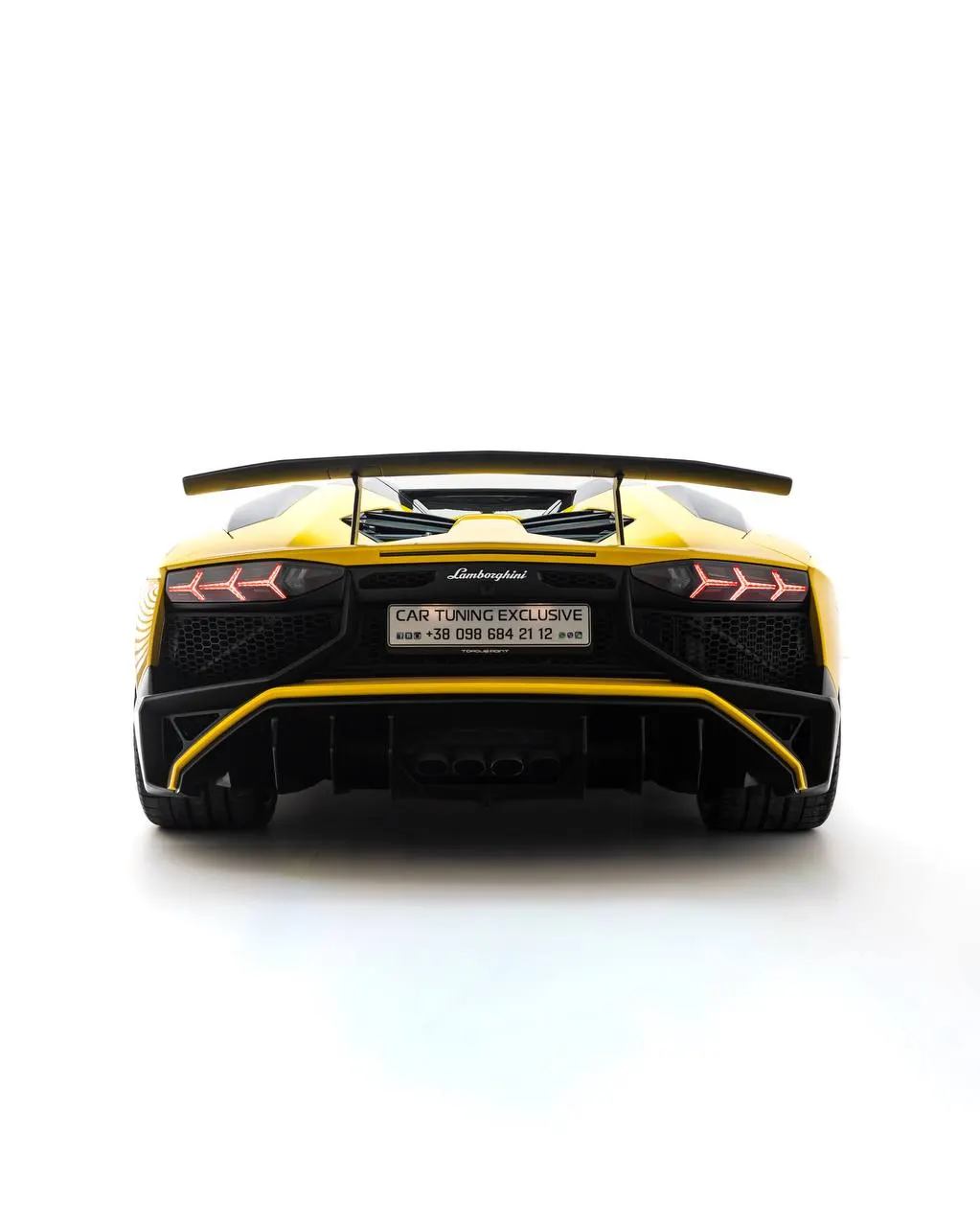 Lamborghini Aventador SV Roadster