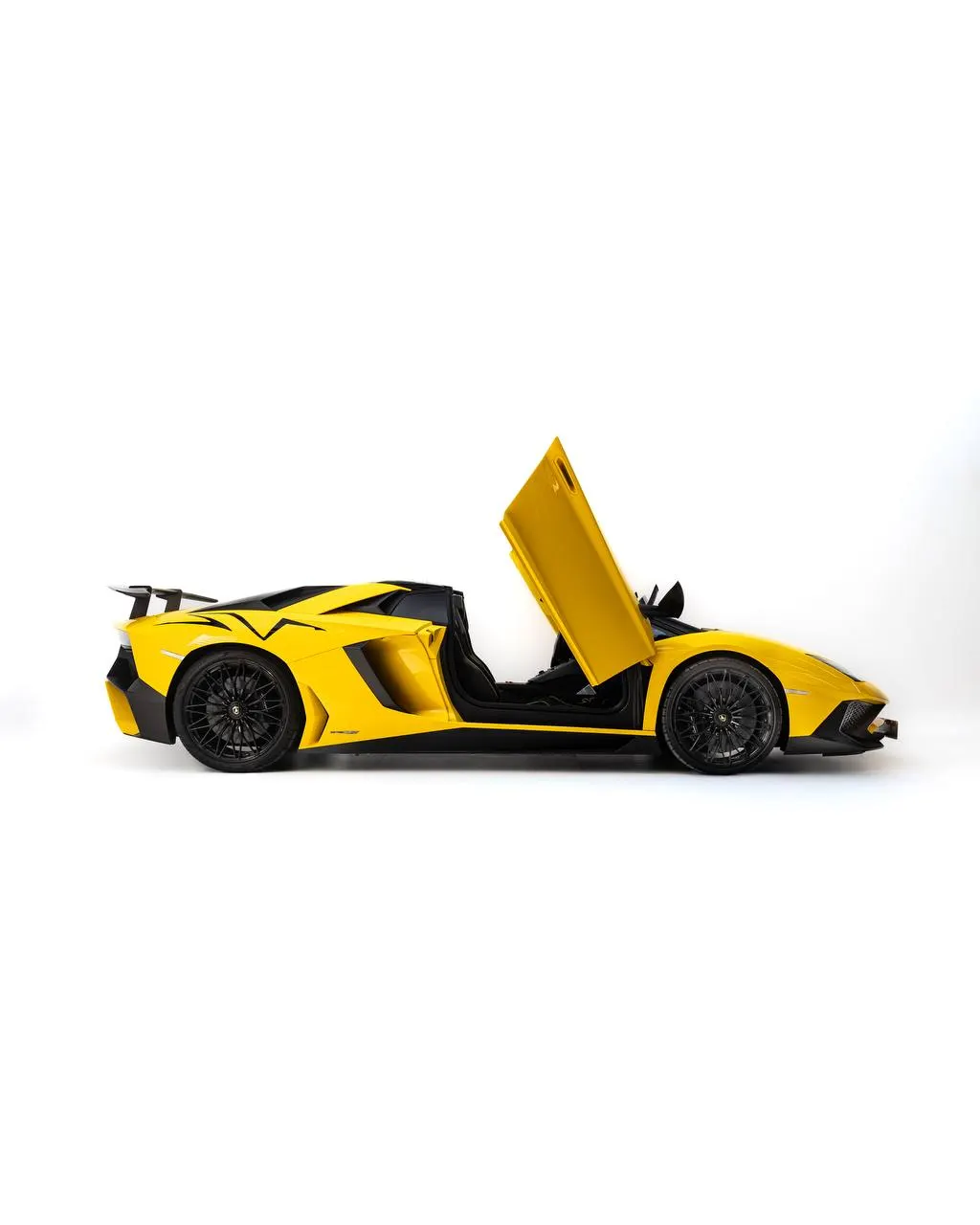 Lamborghini Aventador SV Roadster