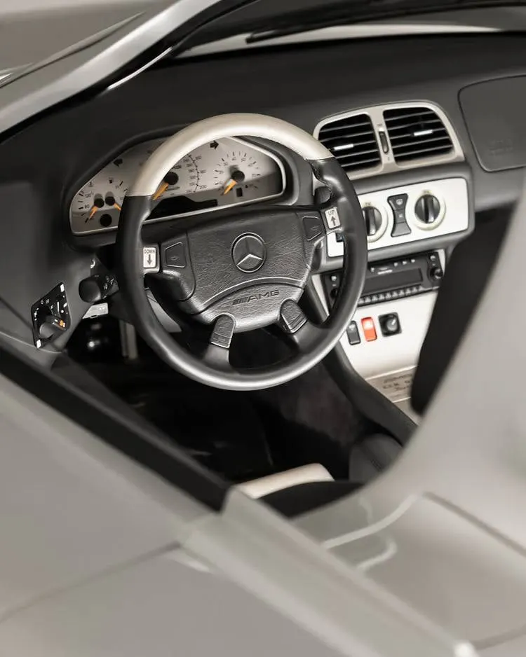 Mercedes-Benz CLK GTR Roadster