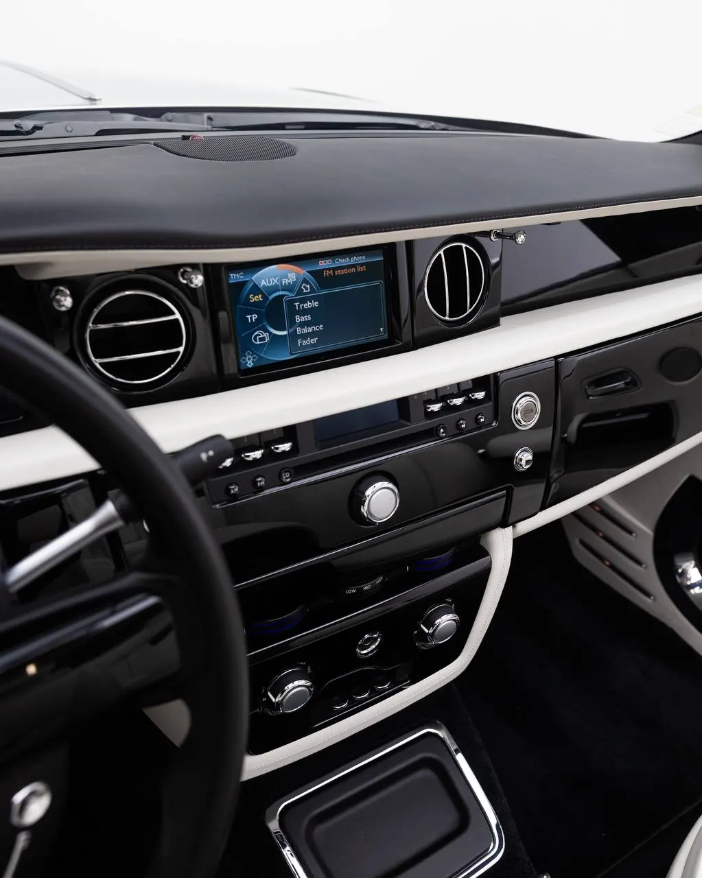 Rolls-Royce Phantom Drophead Coupe