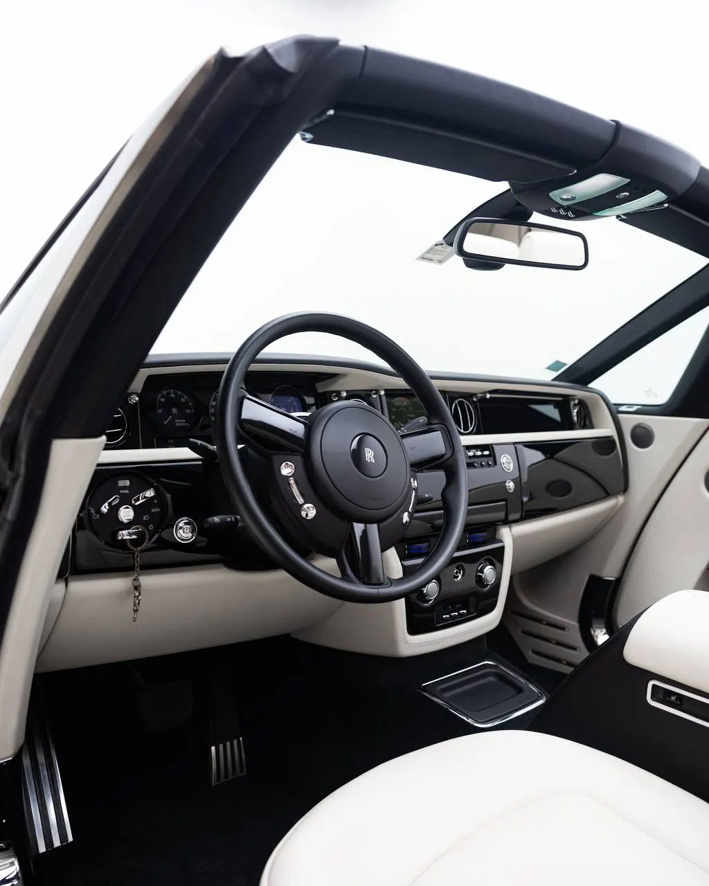 Rolls-Royce Phantom Drophead Coupe