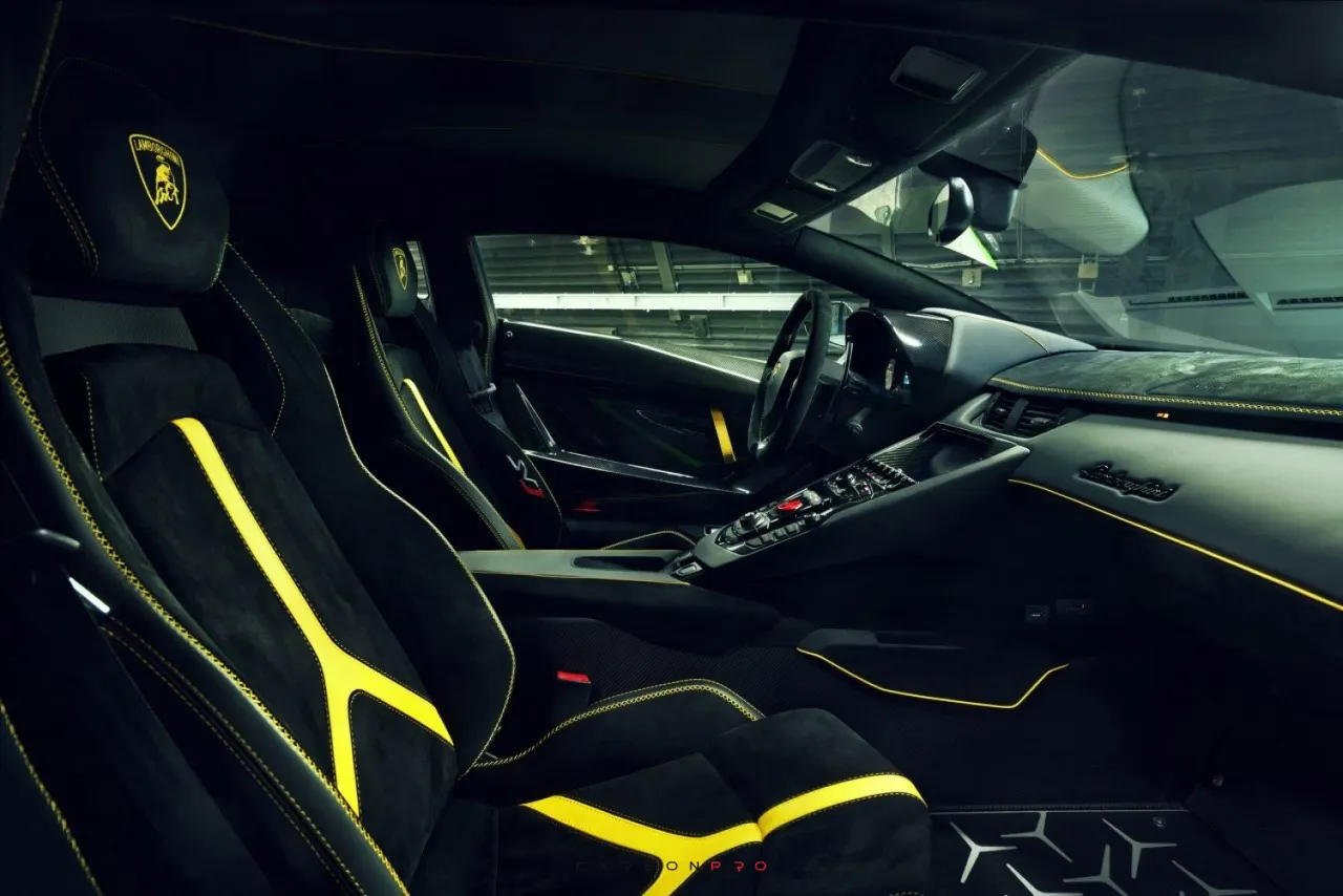 Aventador SVJ