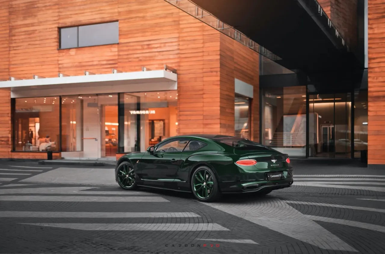 Mulliner Carbon Kit