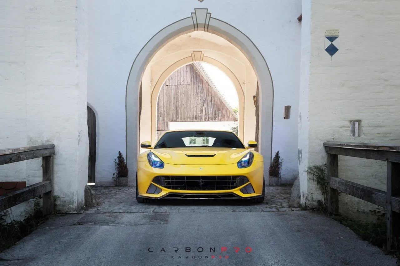 F12 BERLINETTA